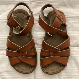 Toddler Saltwater Sandals Brown size 8